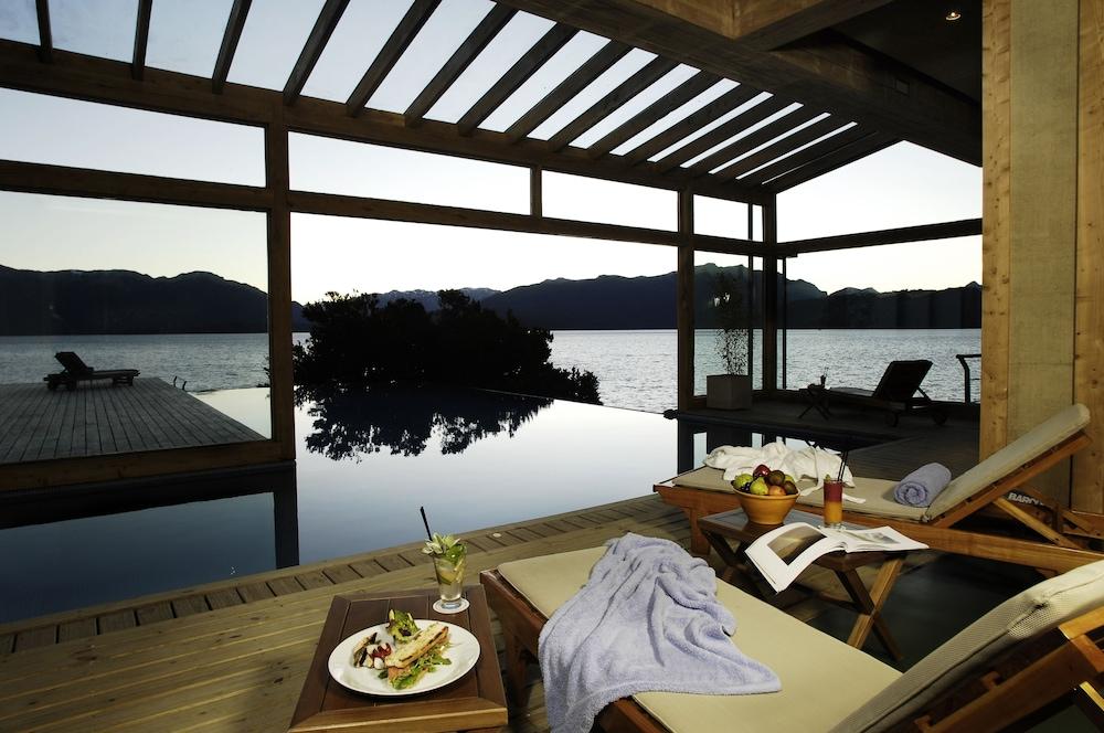 Correntoso Lake & River Hotel บียาลาอังกอสตูรา ภายนอก รูปภาพ